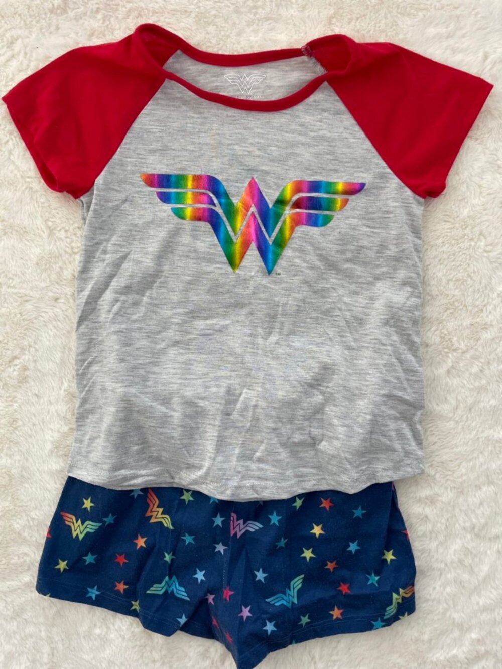 SALE! Wonder Woman Girls 2-Piece Outfit Size M 7/8